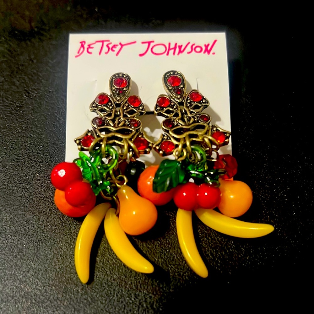 ISLAND TIME STATEMENT EARRINGS MULTI